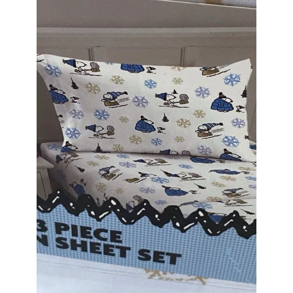 Peanuts Snoopy Puffy Coat TWIN SIZE Sheet Set Christmas Puffer Jacket White Blue